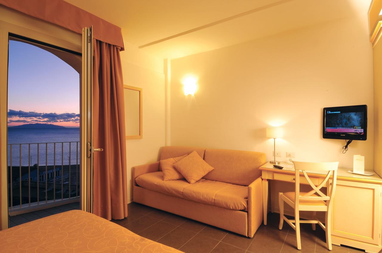 Hotel Stella Marina سان فينتْشينسو المظهر الخارجي الصورة